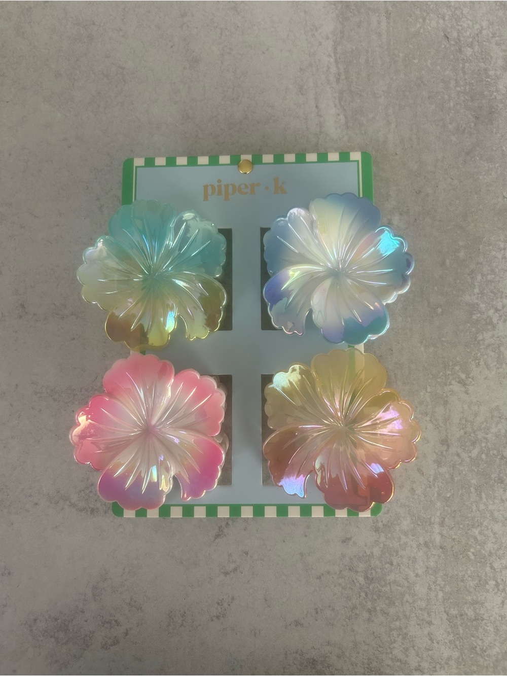 piper•k Iridescent Flower Hair Clips - Pastel Rainbow Set of 4